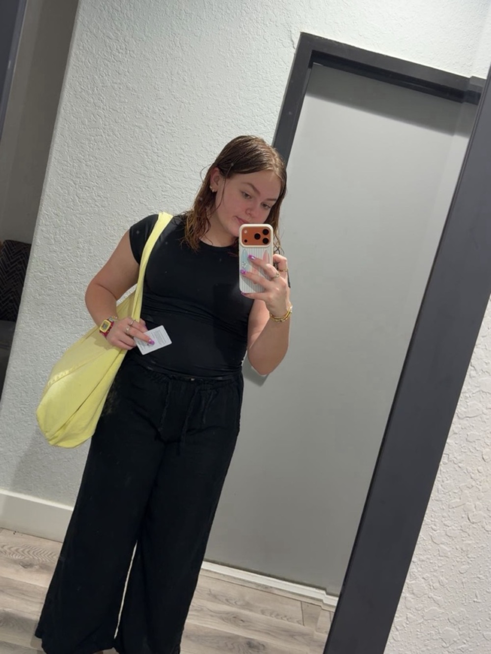 Meet your Posher, Chloe